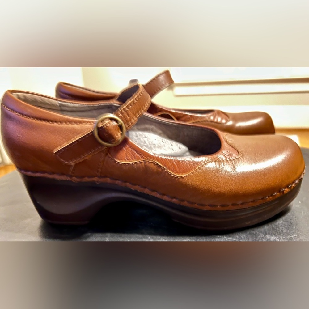 Sanita leather Mary Jane clog size EU 38